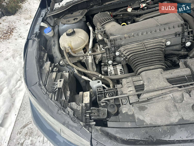 Позашляховик / Кросовер Ford Escape 2024 в Рівному