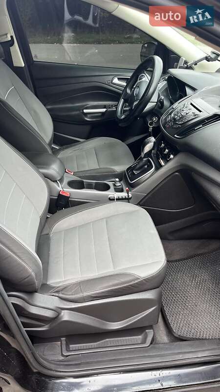 Позашляховик / Кросовер Ford Escape 2012 в Черкасах