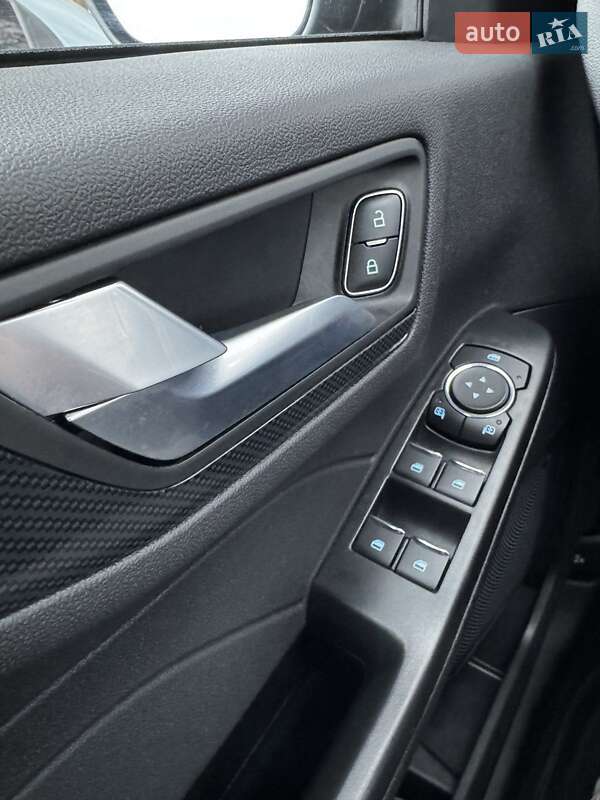 Позашляховик / Кросовер Ford Escape 2024 в Хмельницькому