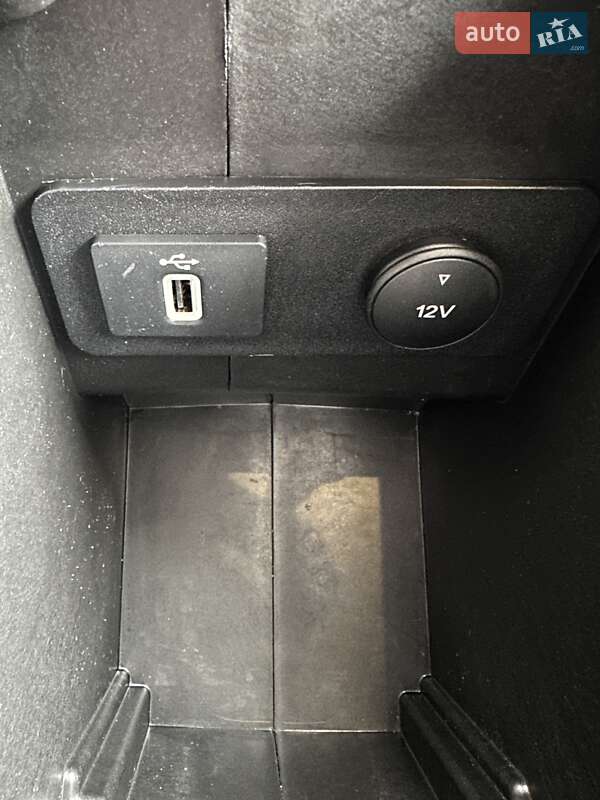 Внедорожник / Кроссовер Ford Escape 2016 в Белогородке