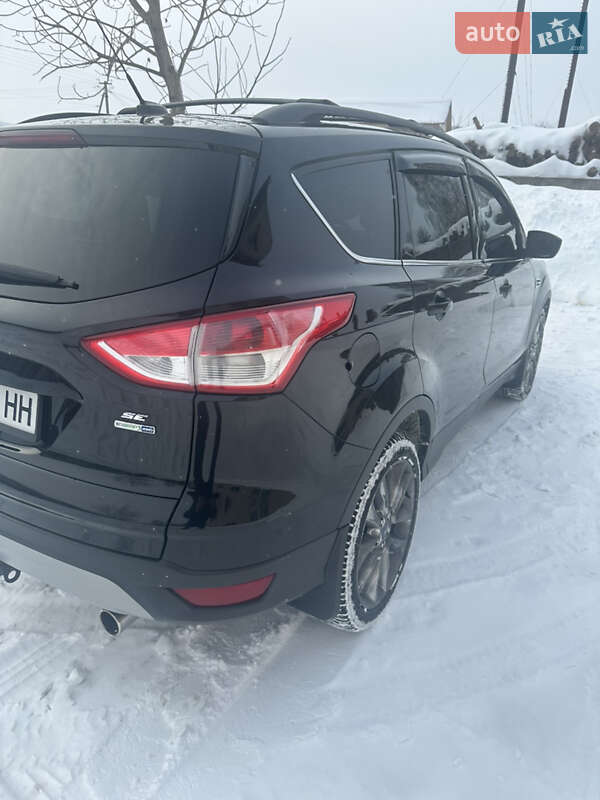 Позашляховик / Кросовер Ford Escape 2013 в Івано-Франківську