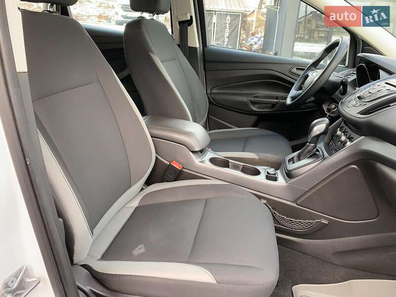 Позашляховик / Кросовер Ford Escape 2015 в Вінниці