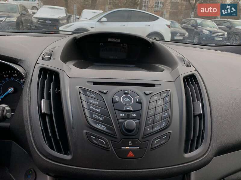 Позашляховик / Кросовер Ford Escape 2015 в Вінниці