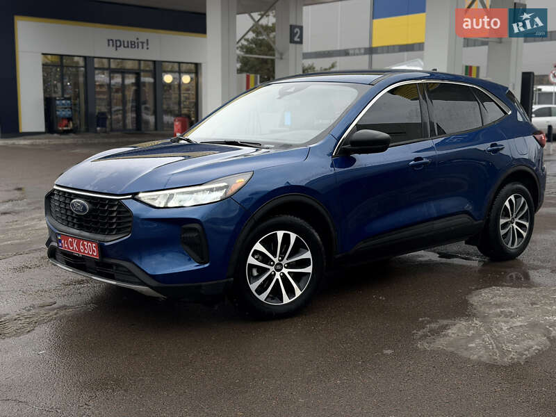 Внедорожник / Кроссовер Ford Escape 2023 в Львове