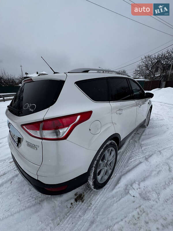 Позашляховик / Кросовер Ford Escape 2016 в Києві