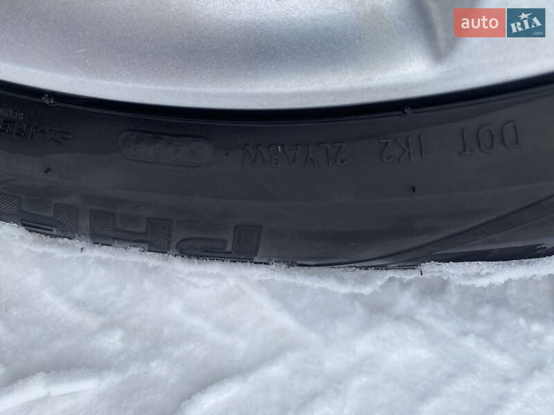 Позашляховик / Кросовер Ford Escape 2016 в Києві