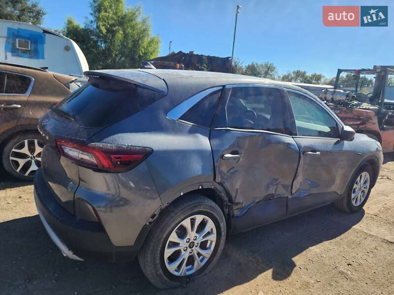 Позашляховик / Кросовер Ford Escape 2023 в Львові