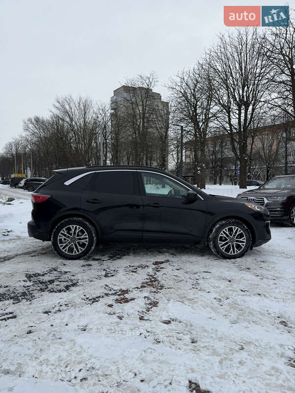 Позашляховик / Кросовер Ford Escape 2019 в Рівному