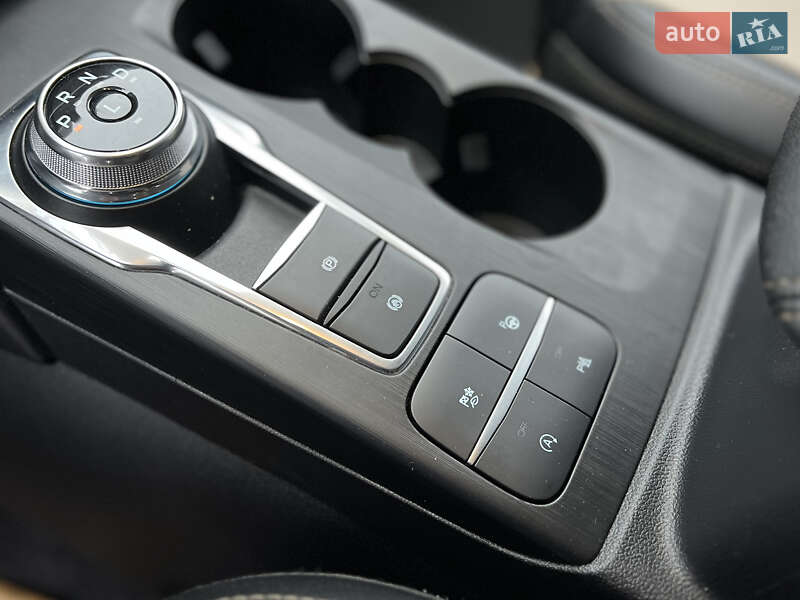 Позашляховик / Кросовер Ford Escape 2022 в Києві