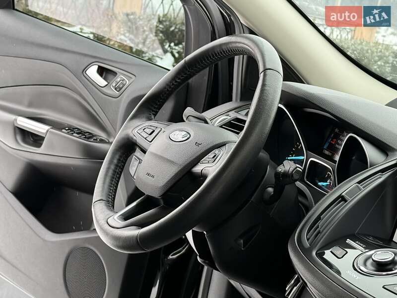 Позашляховик / Кросовер Ford Escape 2018 в Дрогобичі