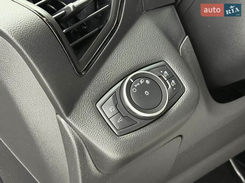 Позашляховик / Кросовер Ford Escape 2018 в Дрогобичі