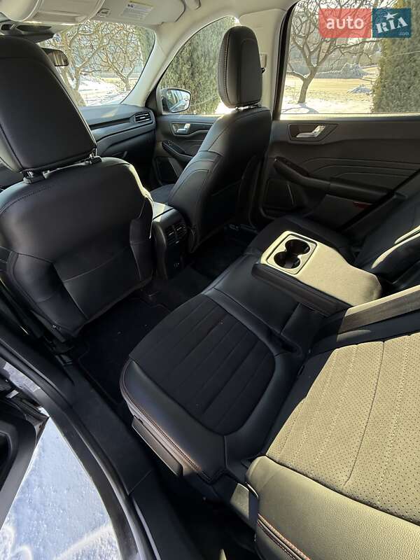 Внедорожник / Кроссовер Ford Escape 2021 в Сумах