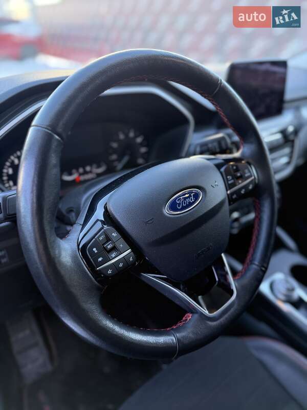 Внедорожник / Кроссовер Ford Escape 2021 в Сумах