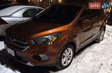 Внедорожник / Кроссовер Ford Escape 2017 в Ровно