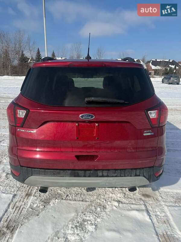 Внедорожник / Кроссовер Ford Escape 2019 в Львове