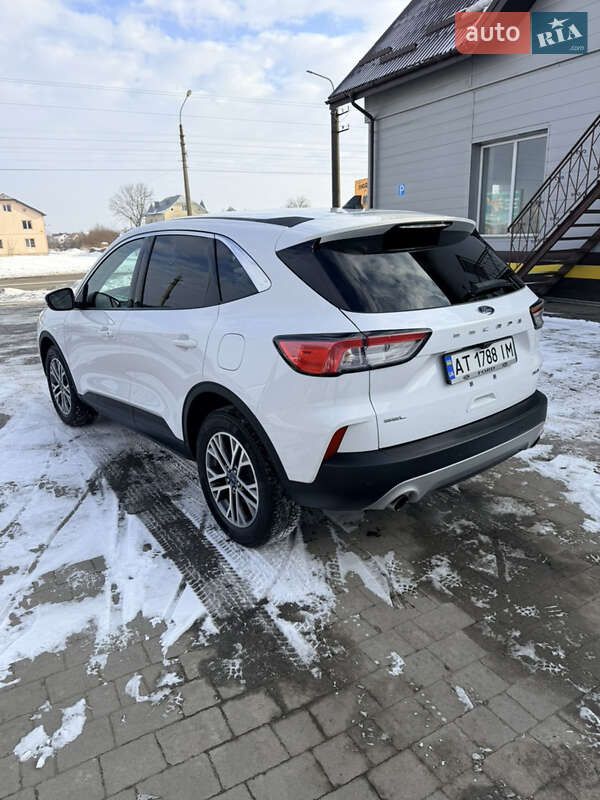 Внедорожник / Кроссовер Ford Escape 2022 в Ивано-Франковске
