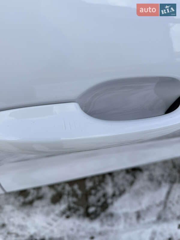 Внедорожник / Кроссовер Ford Escape 2022 в Ивано-Франковске