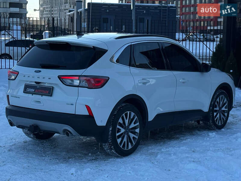 Позашляховик / Кросовер Ford Escape 2020 в Києві
