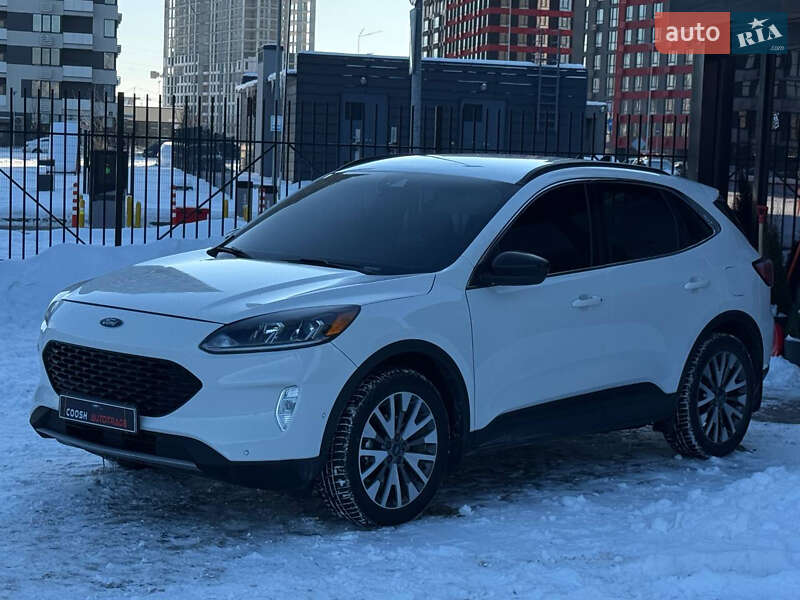 Позашляховик / Кросовер Ford Escape 2020 в Києві