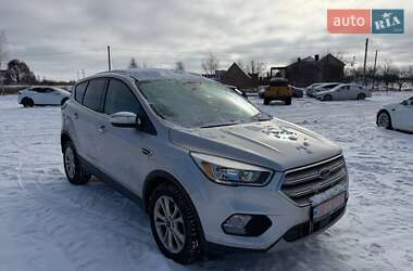 Позашляховик / Кросовер Ford Escape 2019 в Луцьку