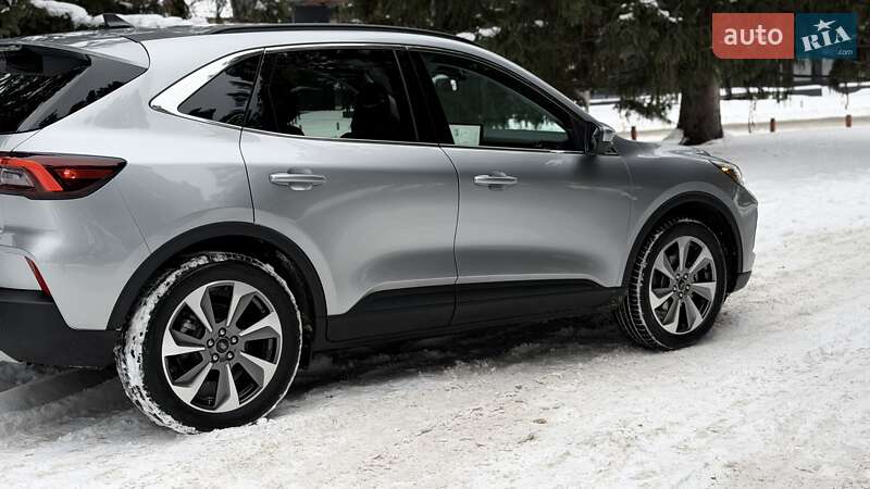 Позашляховик / Кросовер Ford Escape 2023 в Києві