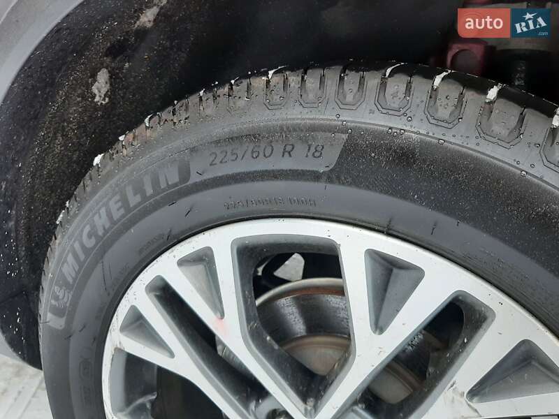 Позашляховик / Кросовер Ford Escape 2020 в Львові