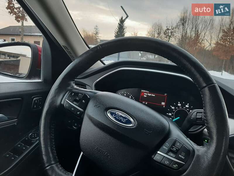 Позашляховик / Кросовер Ford Escape 2020 в Львові