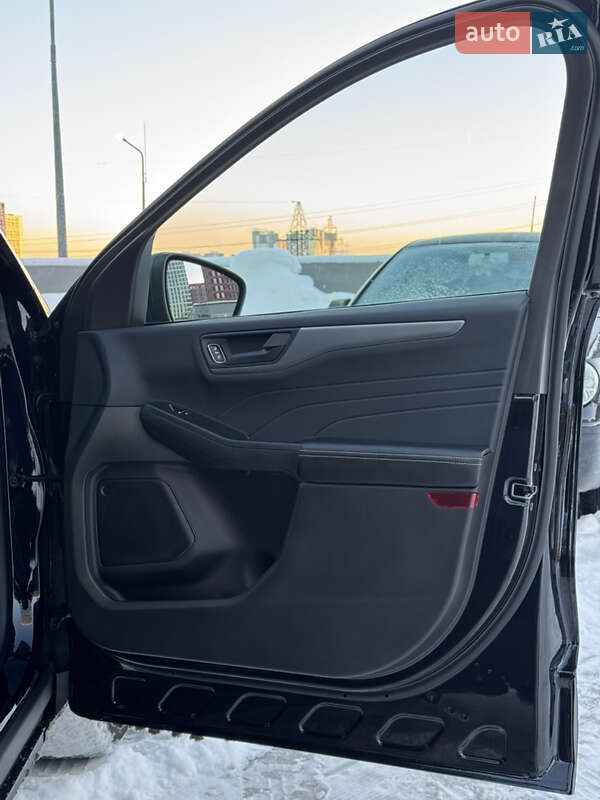 Позашляховик / Кросовер Ford Escape 2023 в Києві