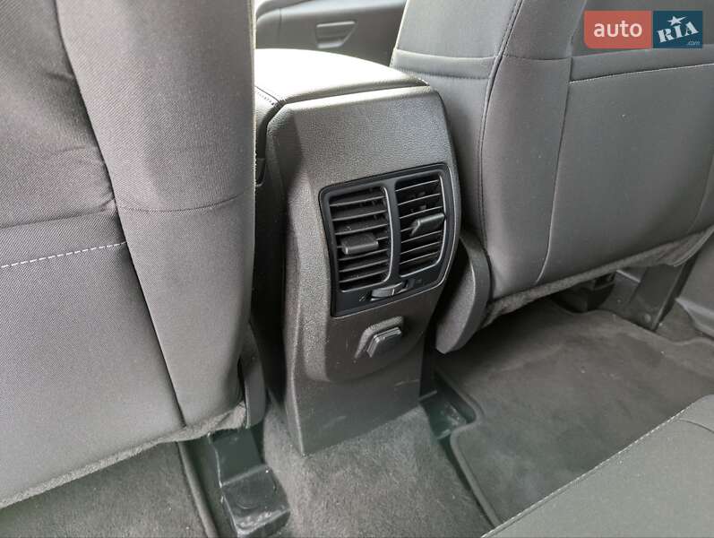 Позашляховик / Кросовер Ford Escape 2017 в Дубні