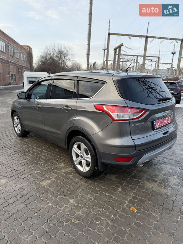 Позашляховик / Кросовер Ford Escape 2014 в Чернівцях фото 15 Позашляховик / Кросовер Ford Escape 2014 в Чернівцях