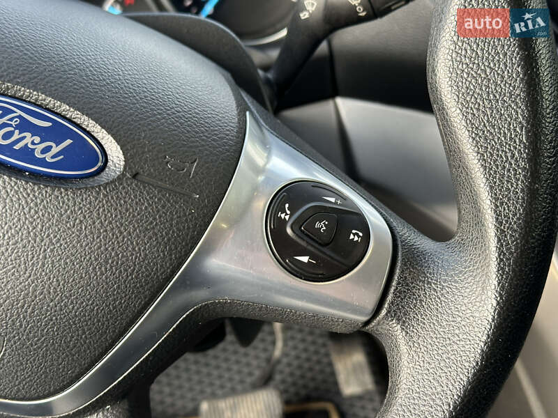 Позашляховик / Кросовер Ford Escape 2015 в Харкові фото 30 Позашляховик / Кросовер Ford Escape 2015 в Харкові