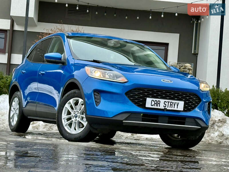 Внедорожник / Кроссовер Ford Escape 2019 в Стрые
