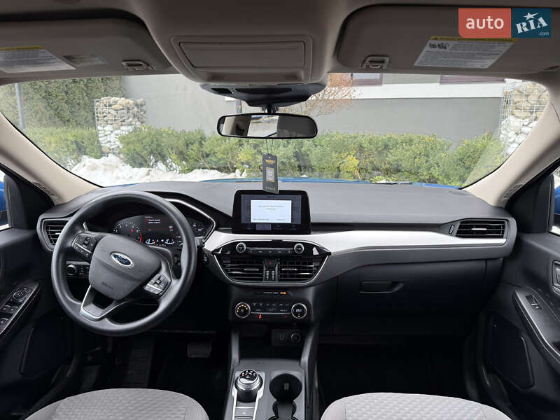 Внедорожник / Кроссовер Ford Escape 2019 в Стрые