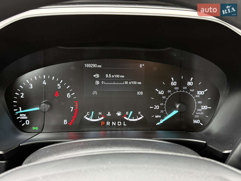 Внедорожник / Кроссовер Ford Escape 2019 в Стрые