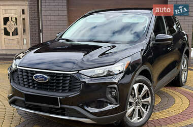 Позашляховик / Кросовер Ford Escape 2025 в Нововолинську