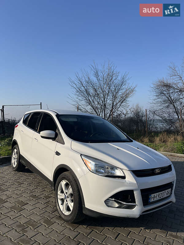Внедорожник / Кроссовер Ford Escape 2013 в Гайвороне