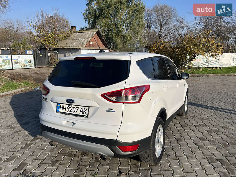 Внедорожник / Кроссовер Ford Escape 2013 в Гайвороне