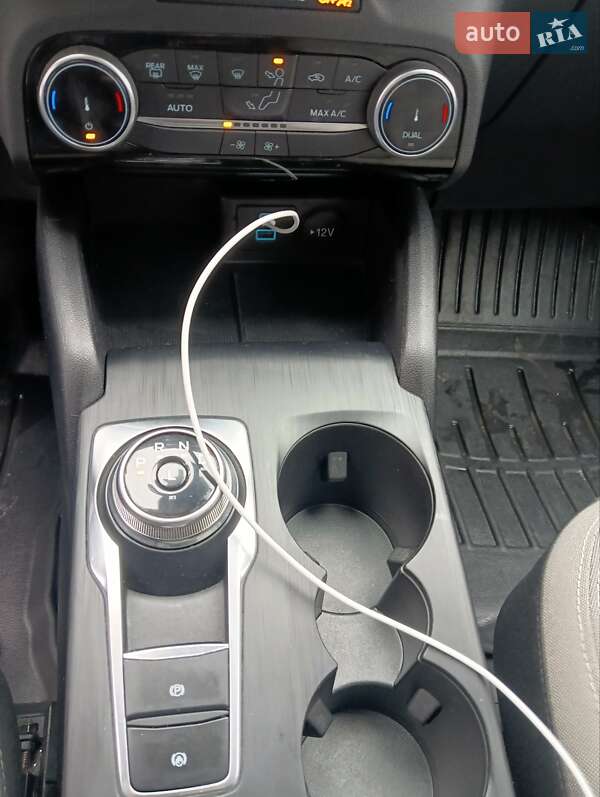 Внедорожник / Кроссовер Ford Escape 2022 в Киеве