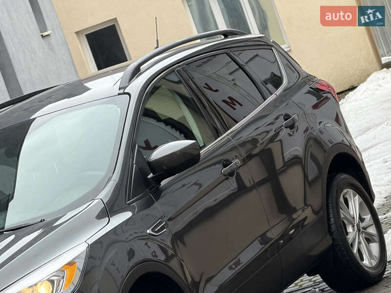 Позашляховик / Кросовер Ford Escape 2019 в Дрогобичі