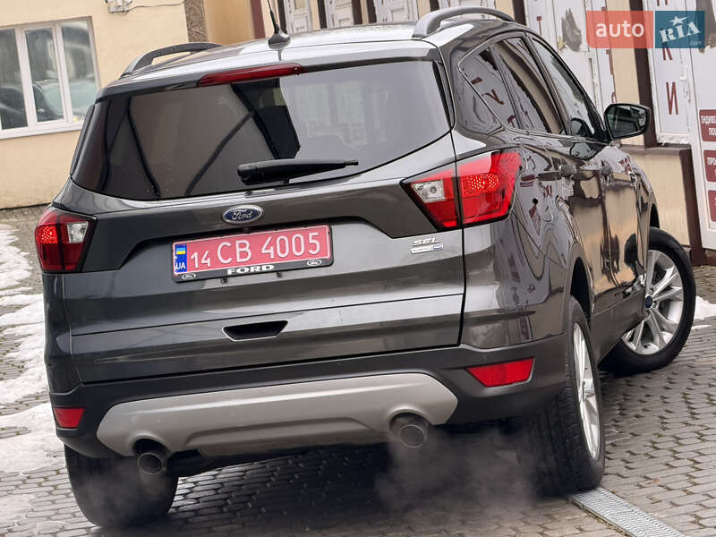 Позашляховик / Кросовер Ford Escape 2019 в Дрогобичі
