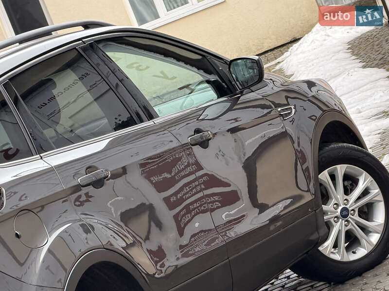 Позашляховик / Кросовер Ford Escape 2019 в Дрогобичі