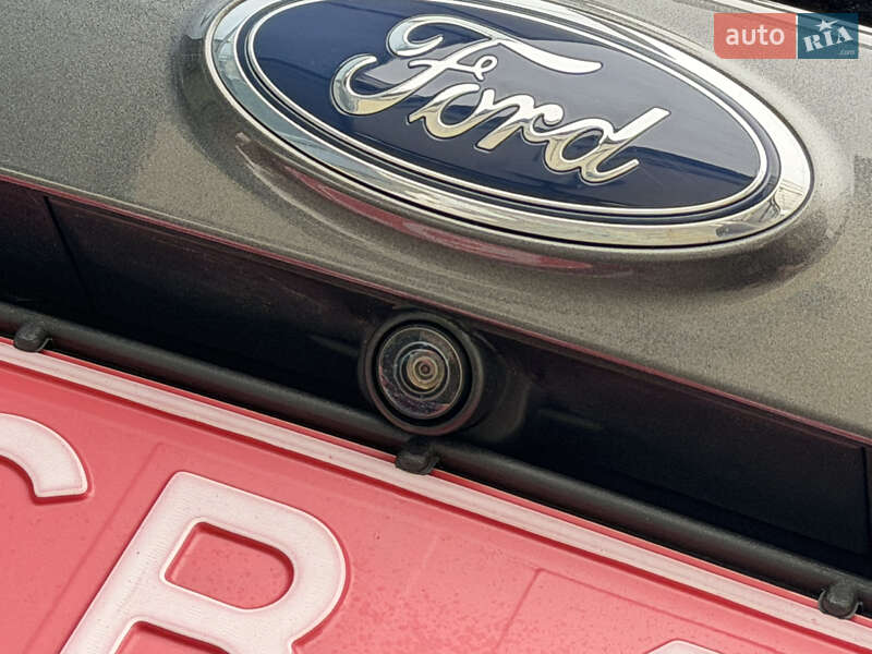 Позашляховик / Кросовер Ford Escape 2019 в Дрогобичі