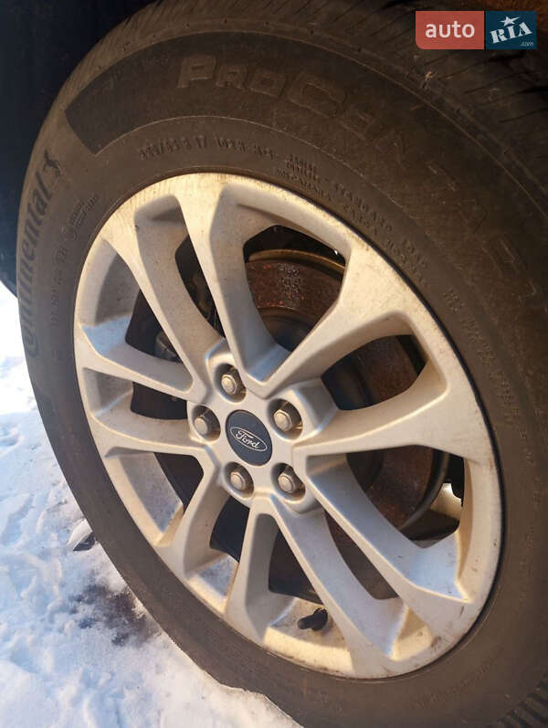 Внедорожник / Кроссовер Ford Escape 2021 в Черкассах