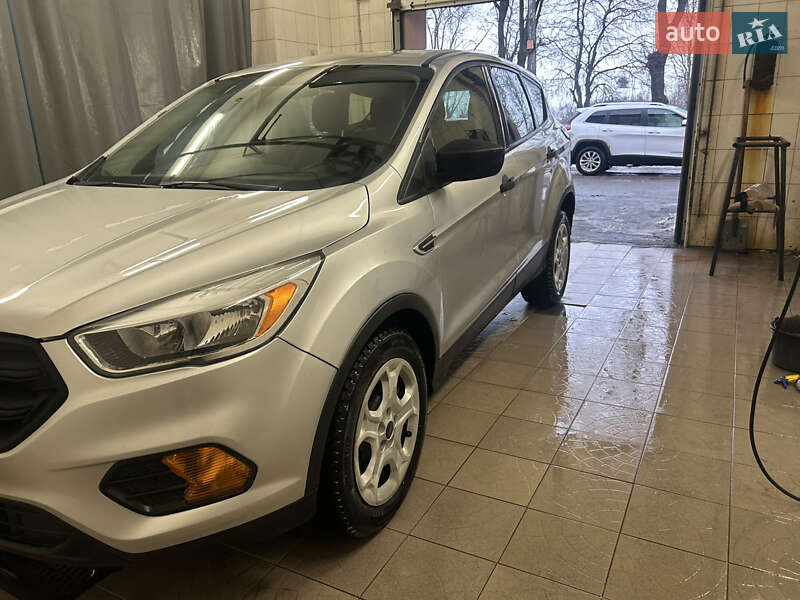 Внедорожник / Кроссовер Ford Escape 2018 в Ровно фото 9 Внедорожник / Кроссовер Ford Escape 2018 в Ровно