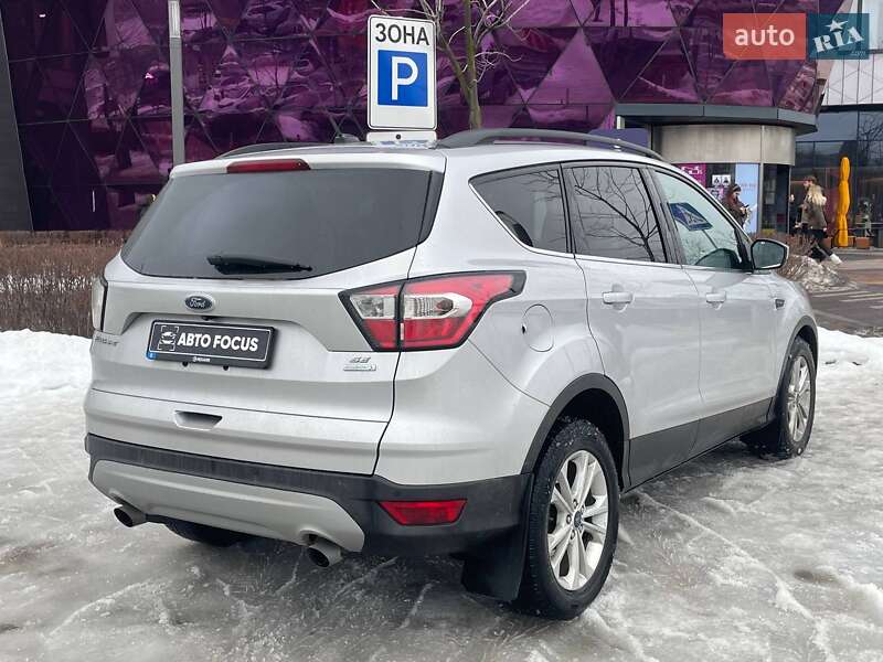 Внедорожник / Кроссовер Ford Escape 2017 в Киеве фото 7 Внедорожник / Кроссовер Ford Escape 2017 в Киеве