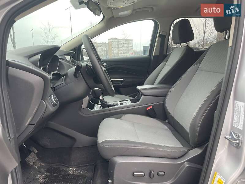Внедорожник / Кроссовер Ford Escape 2017 в Киеве фото 10 Внедорожник / Кроссовер Ford Escape 2017 в Киеве