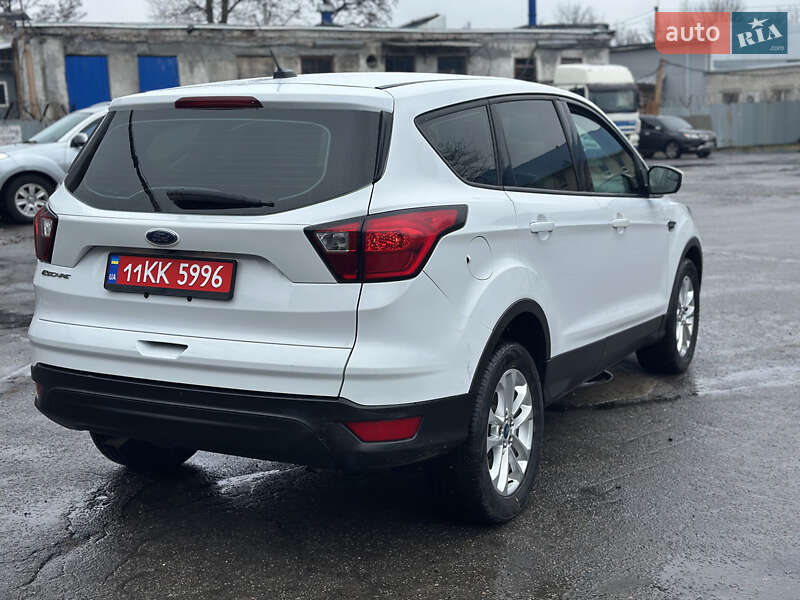 Позашляховик / Кросовер Ford Escape 2019 в Кременчуці фото 14 Позашляховик / Кросовер Ford Escape 2019 в Кременчуці