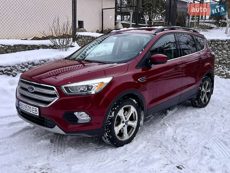 Позашляховик / Кросовер Ford Escape 2017 в Тернополі