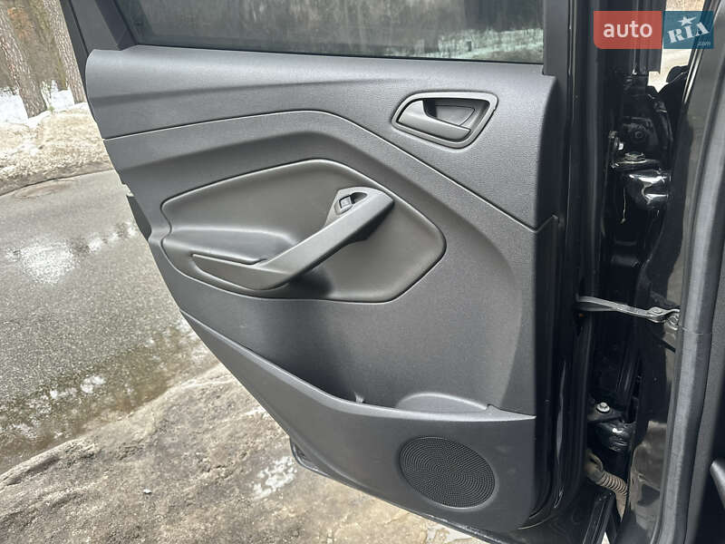 Внедорожник / Кроссовер Ford Escape 2013 в Киеве