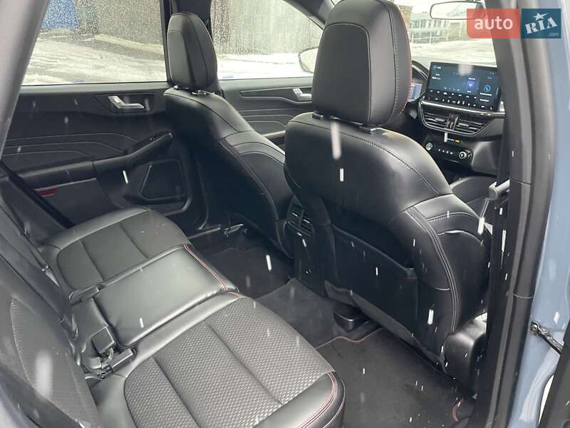 Внедорожник / Кроссовер Ford Escape 2023 в Киеве